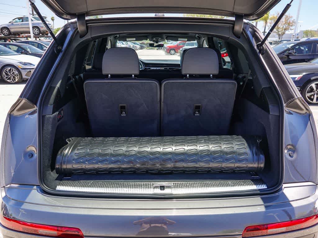 2023 Audi Q7 Premium Plus 45 TFSI quattro Tiptronic