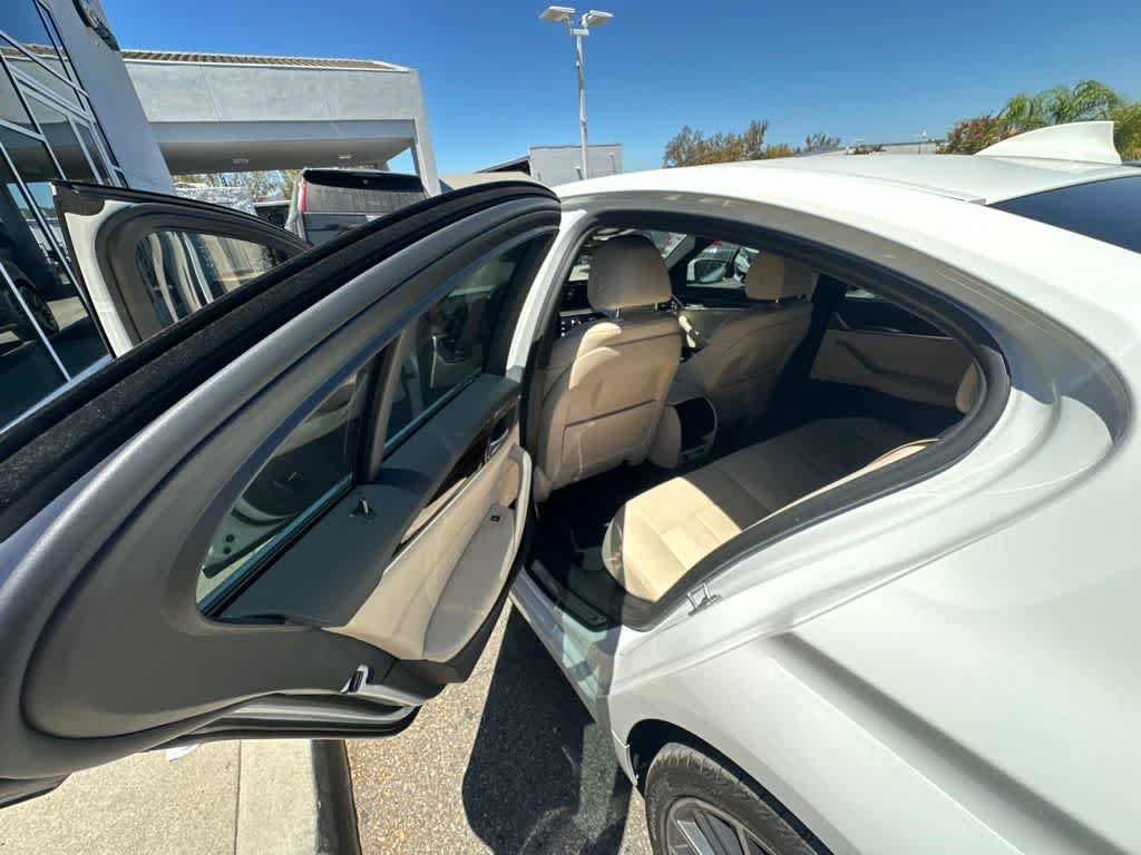 2023 BMW 530i 530i Sedan