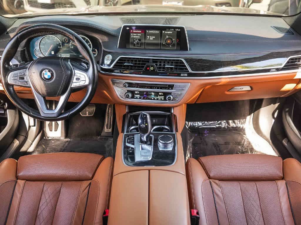 2019 BMW 750i 750i Sedan