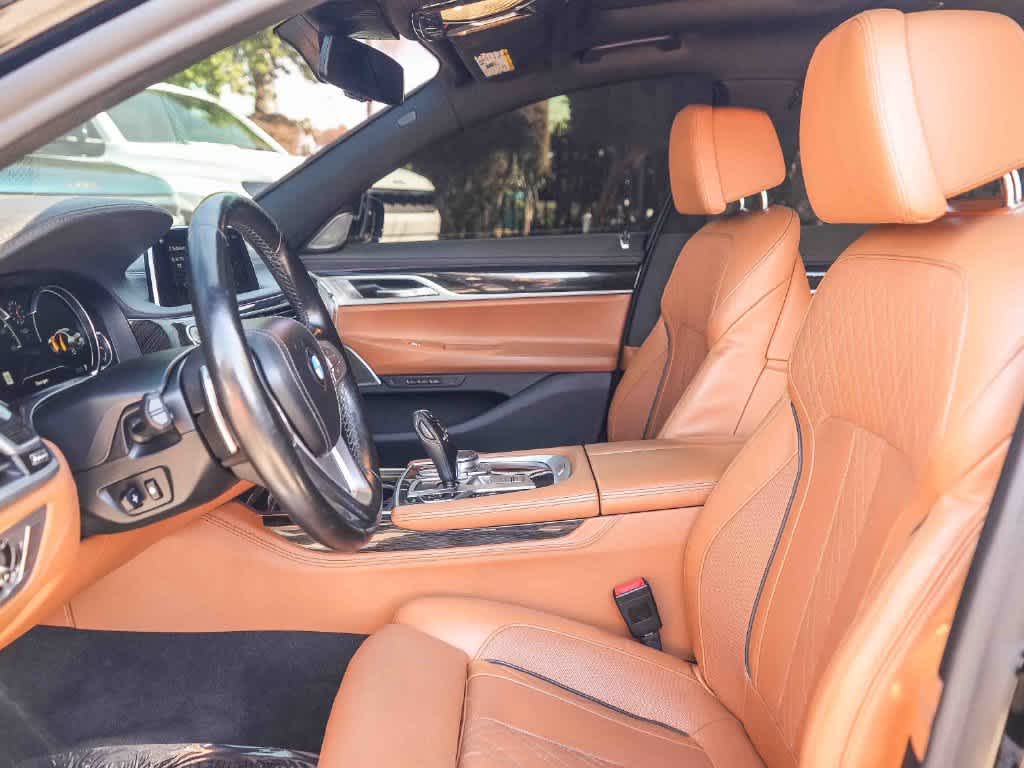 2019 BMW 750i 750i Sedan