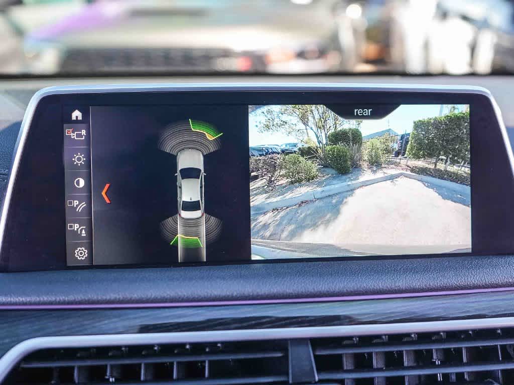 2019 BMW 750i 750i Sedan