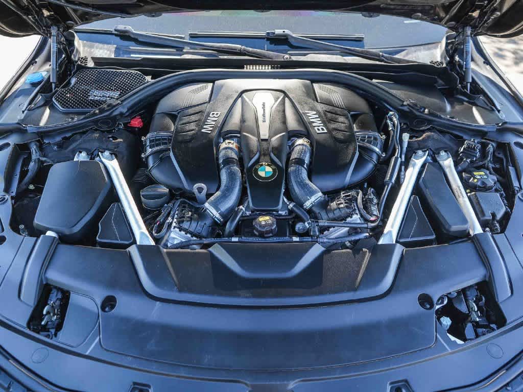 2019 BMW 750i 750i Sedan