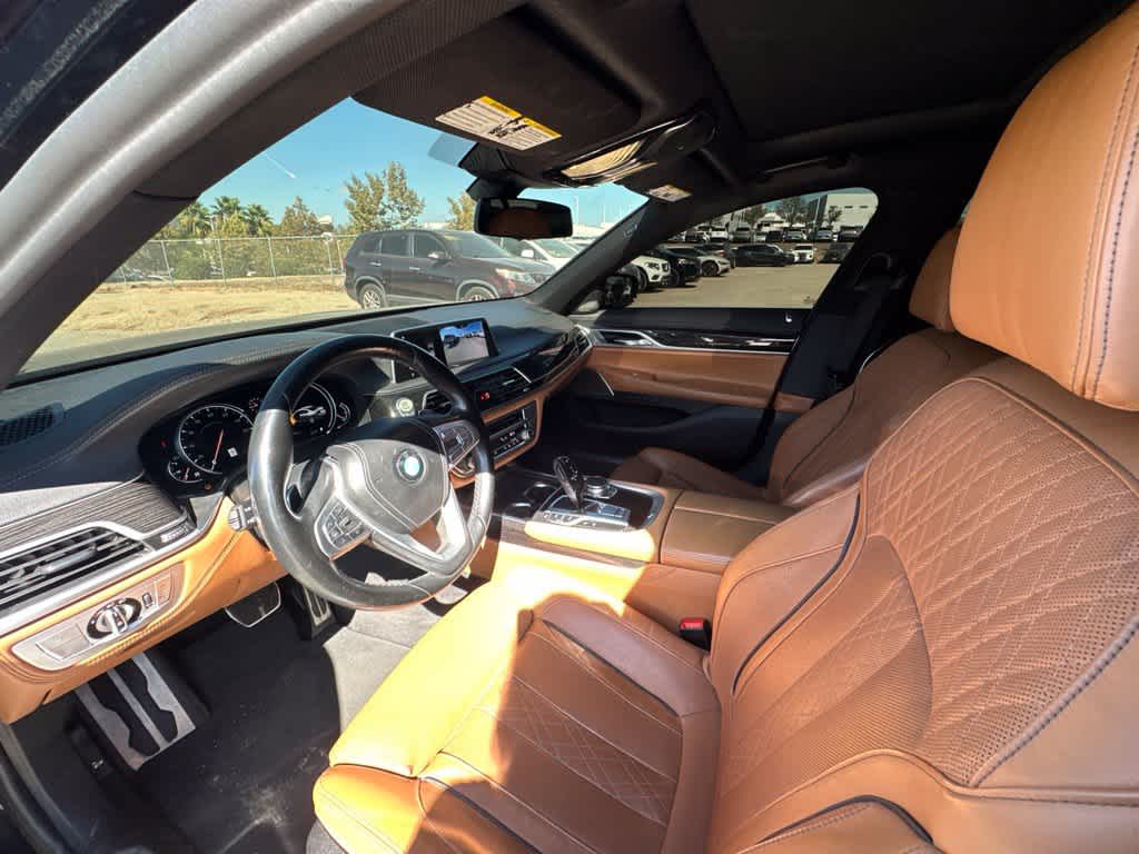 2019 BMW 750i 750i Sedan