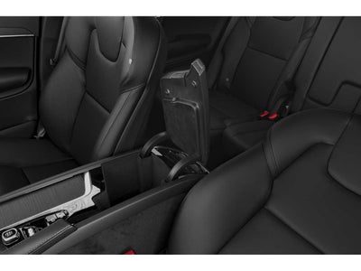 2020 Volvo XC90 T5 Momentum 7 Passenger