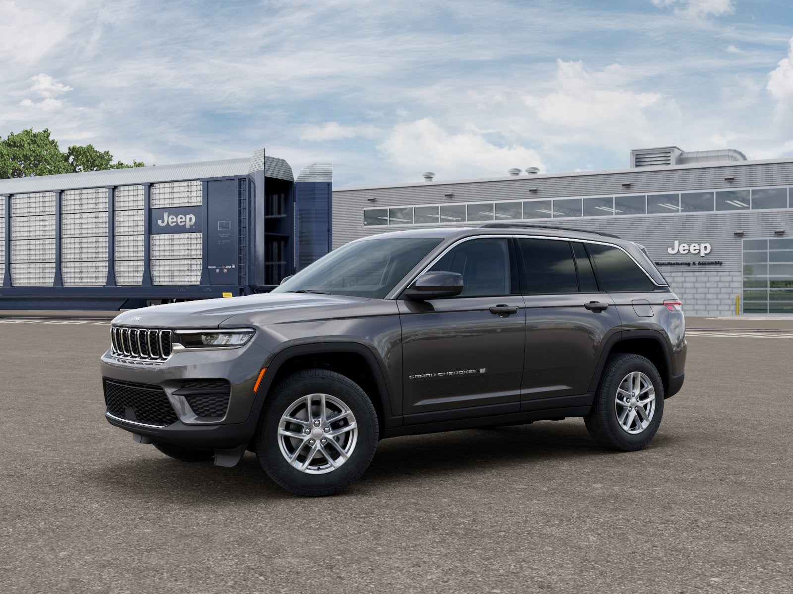 2026 Jeep Grand Cherokee Laredo's photo