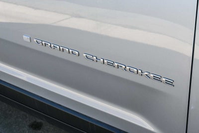 2025 Jeep Grand Cherokee GRAND CHEROKEE LAREDO 4X2