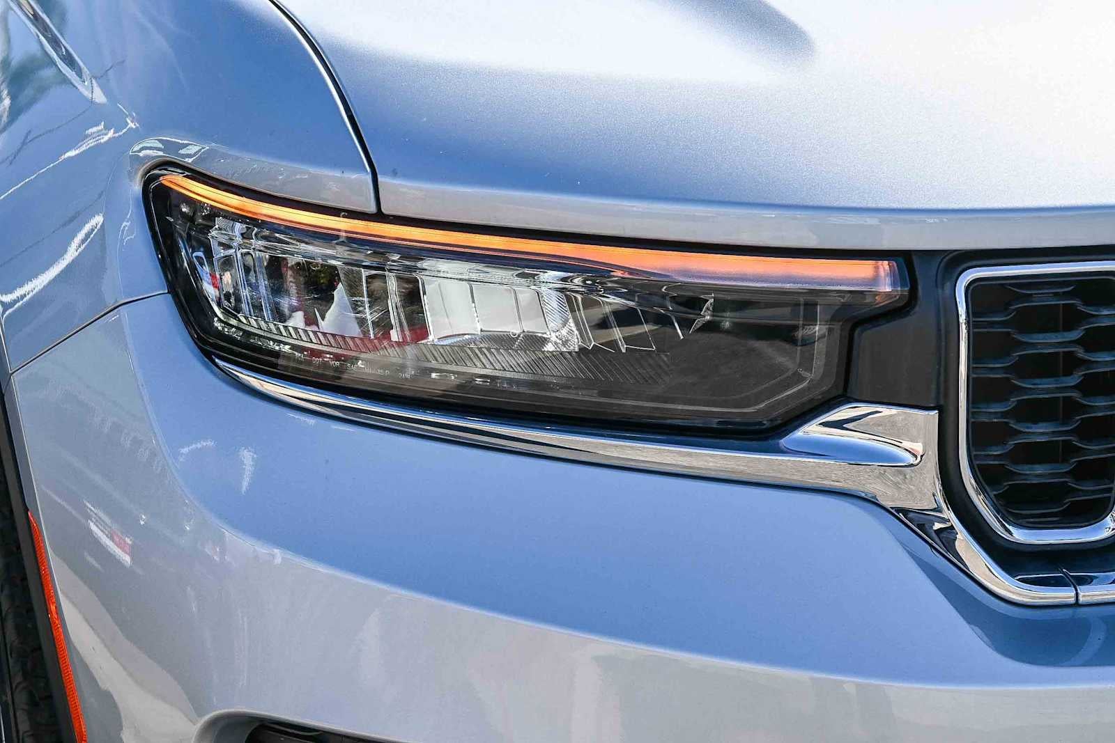 2025 Jeep Grand Cherokee GRAND CHEROKEE LAREDO 4X2