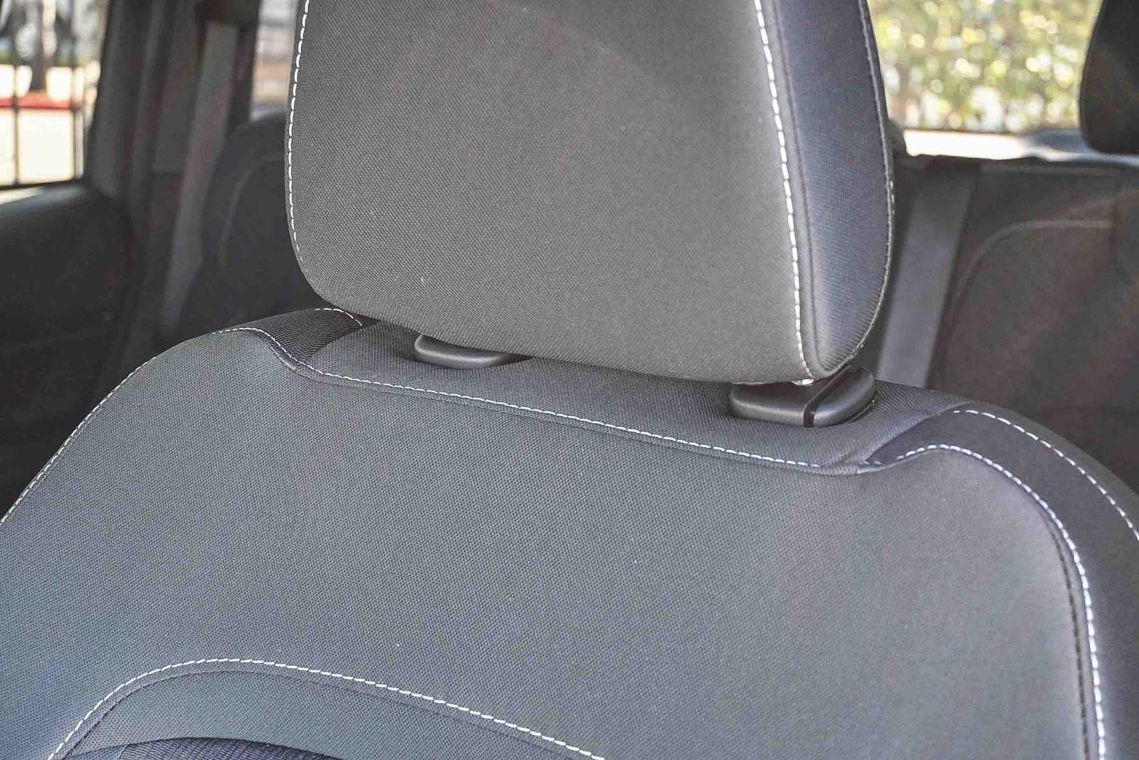 2025 Jeep Grand Cherokee GRAND CHEROKEE LAREDO 4X2