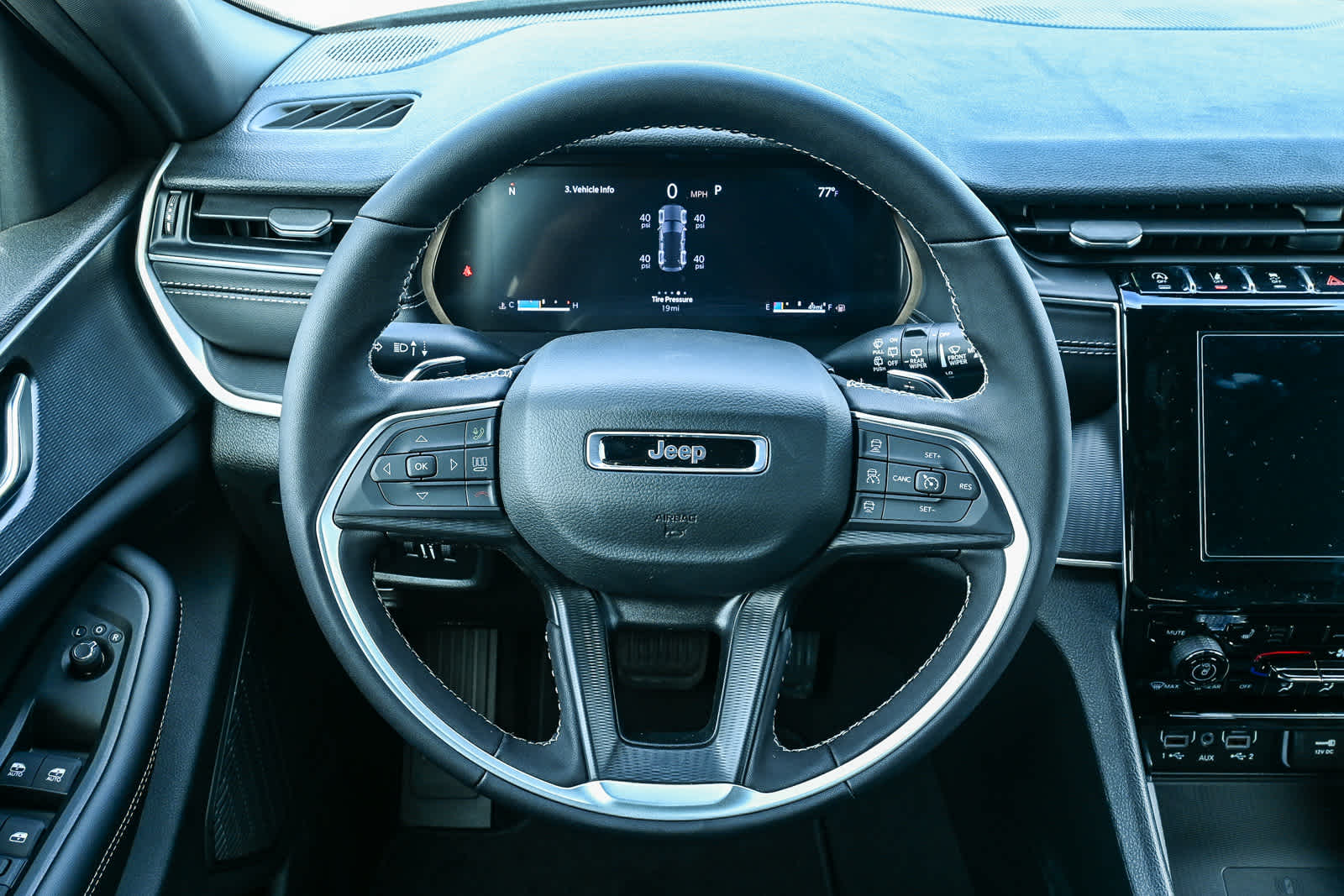 2025 Jeep Grand Cherokee GRAND CHEROKEE ALTITUDE X 4X2