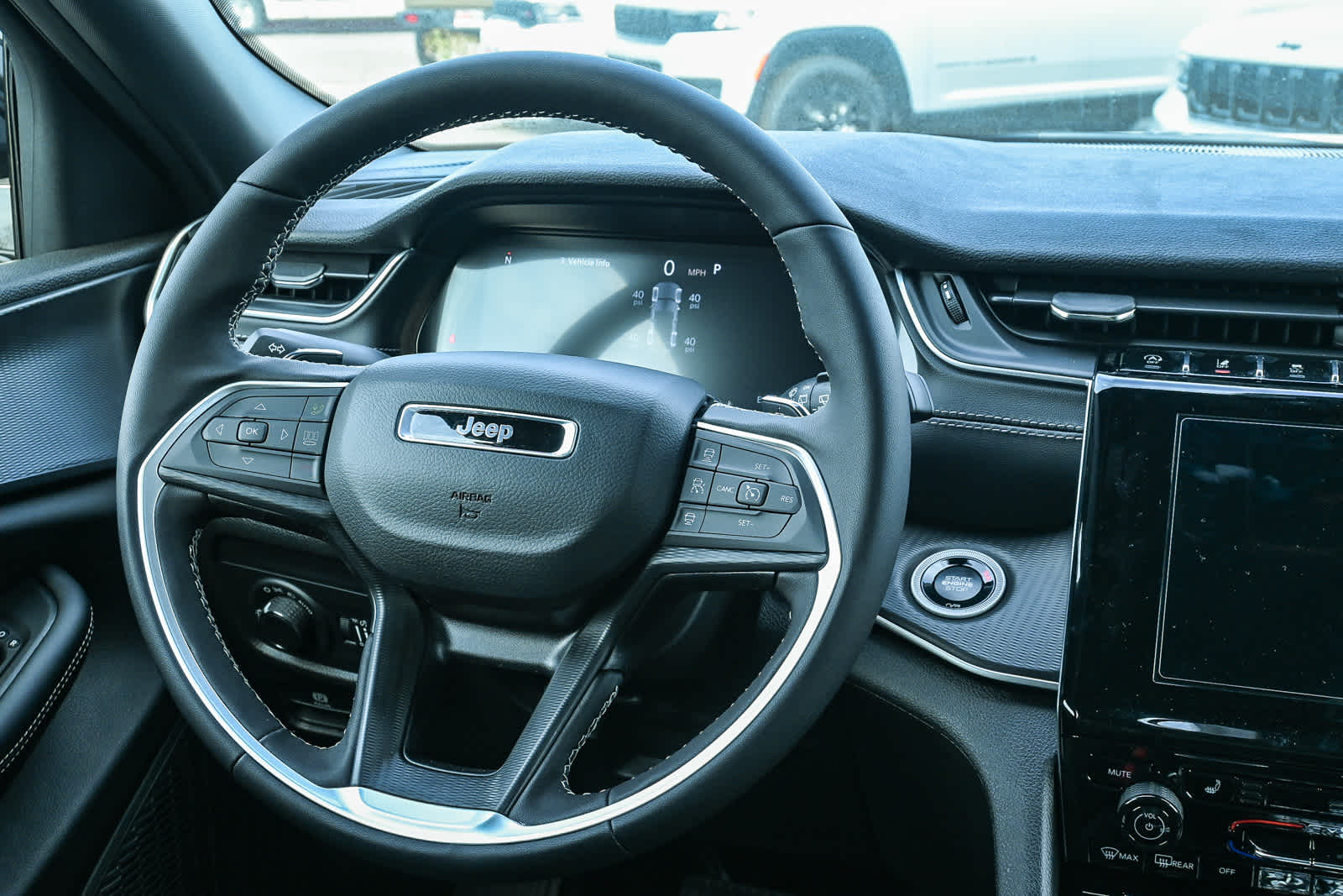 2025 Jeep Grand Cherokee GRAND CHEROKEE ALTITUDE X 4X2