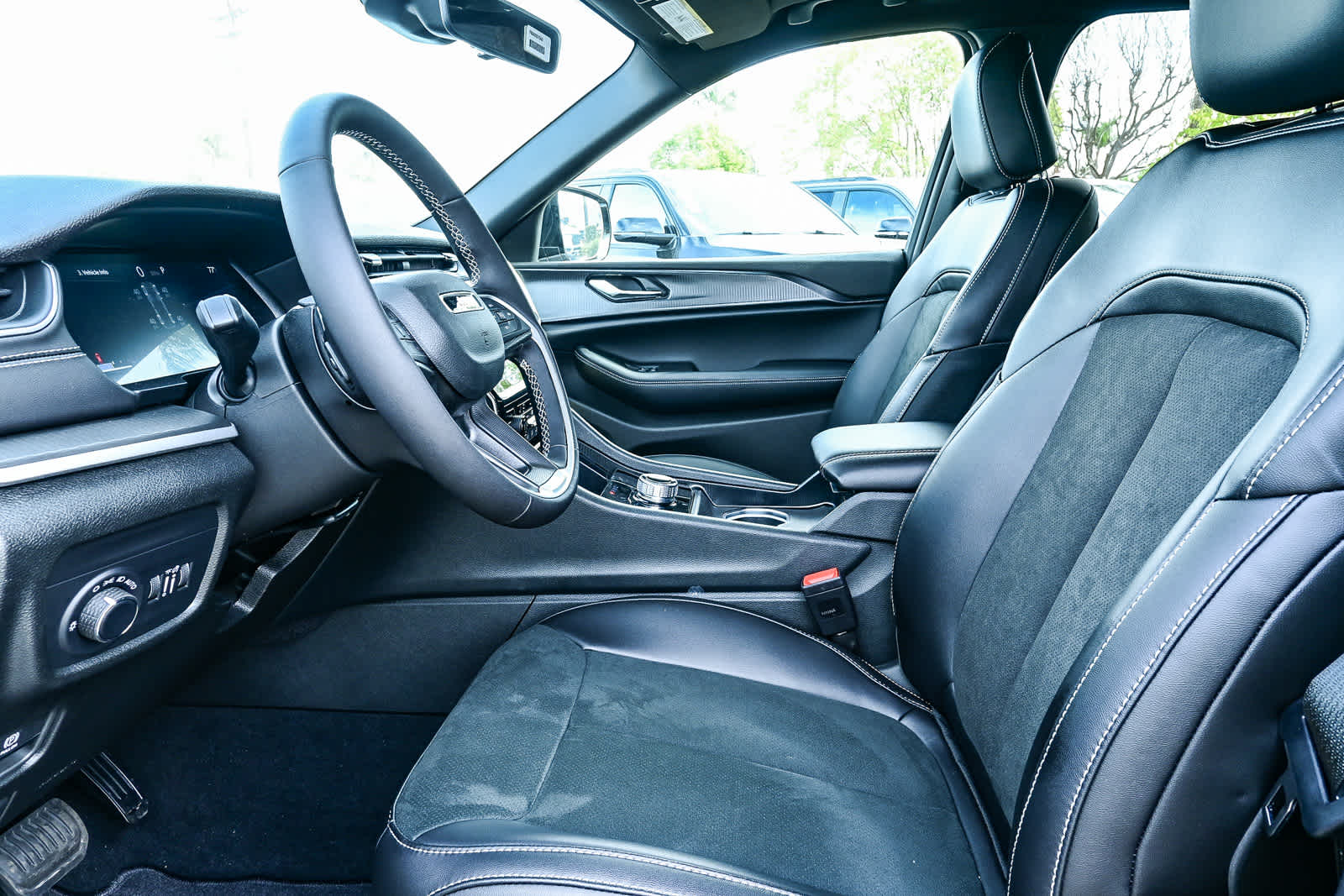 2025 Jeep Grand Cherokee GRAND CHEROKEE ALTITUDE X 4X2