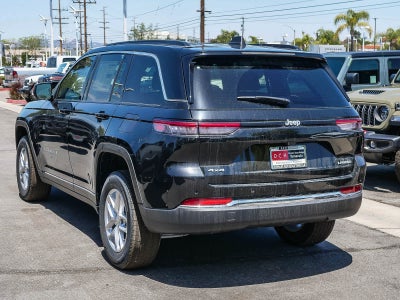 2026 Jeep Grand Cherokee GRAND CHEROKEE LAREDO 4X4