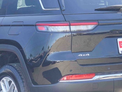 2025 Jeep Grand Cherokee GRAND CHEROKEE LAREDO X 4X4