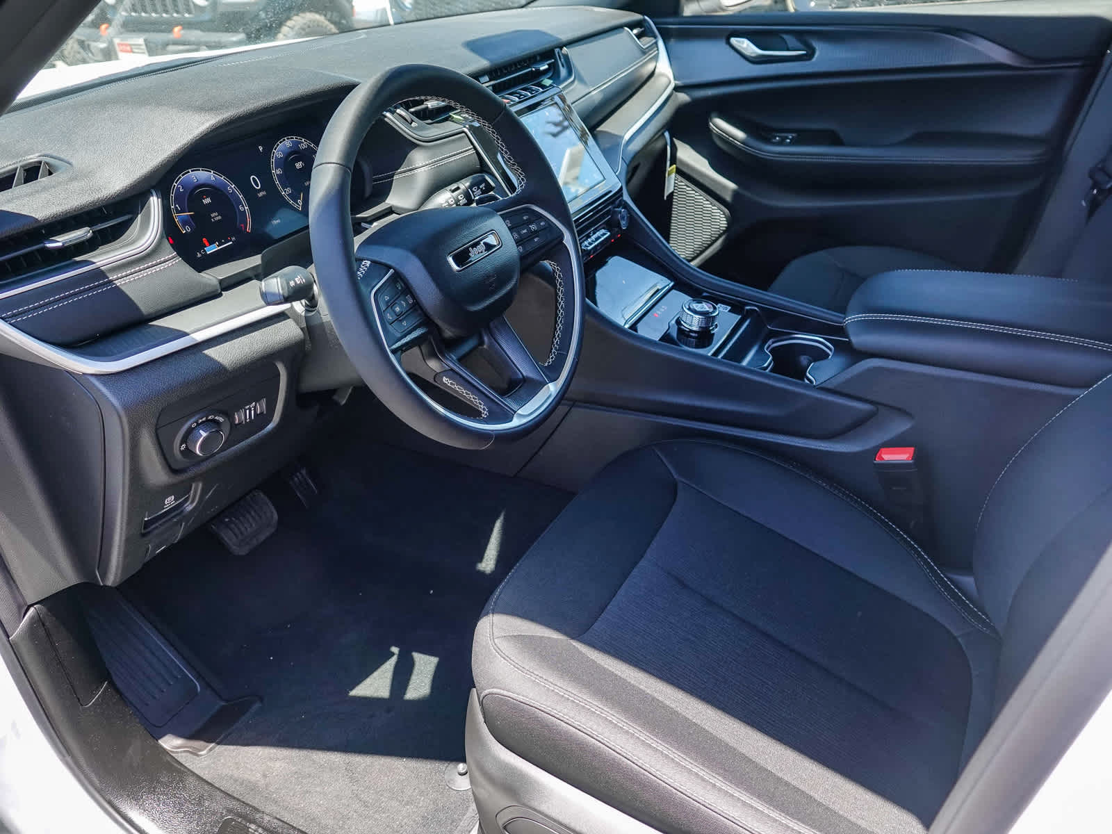 2026 Jeep Grand Cherokee GRAND CHEROKEE LAREDO 4X4