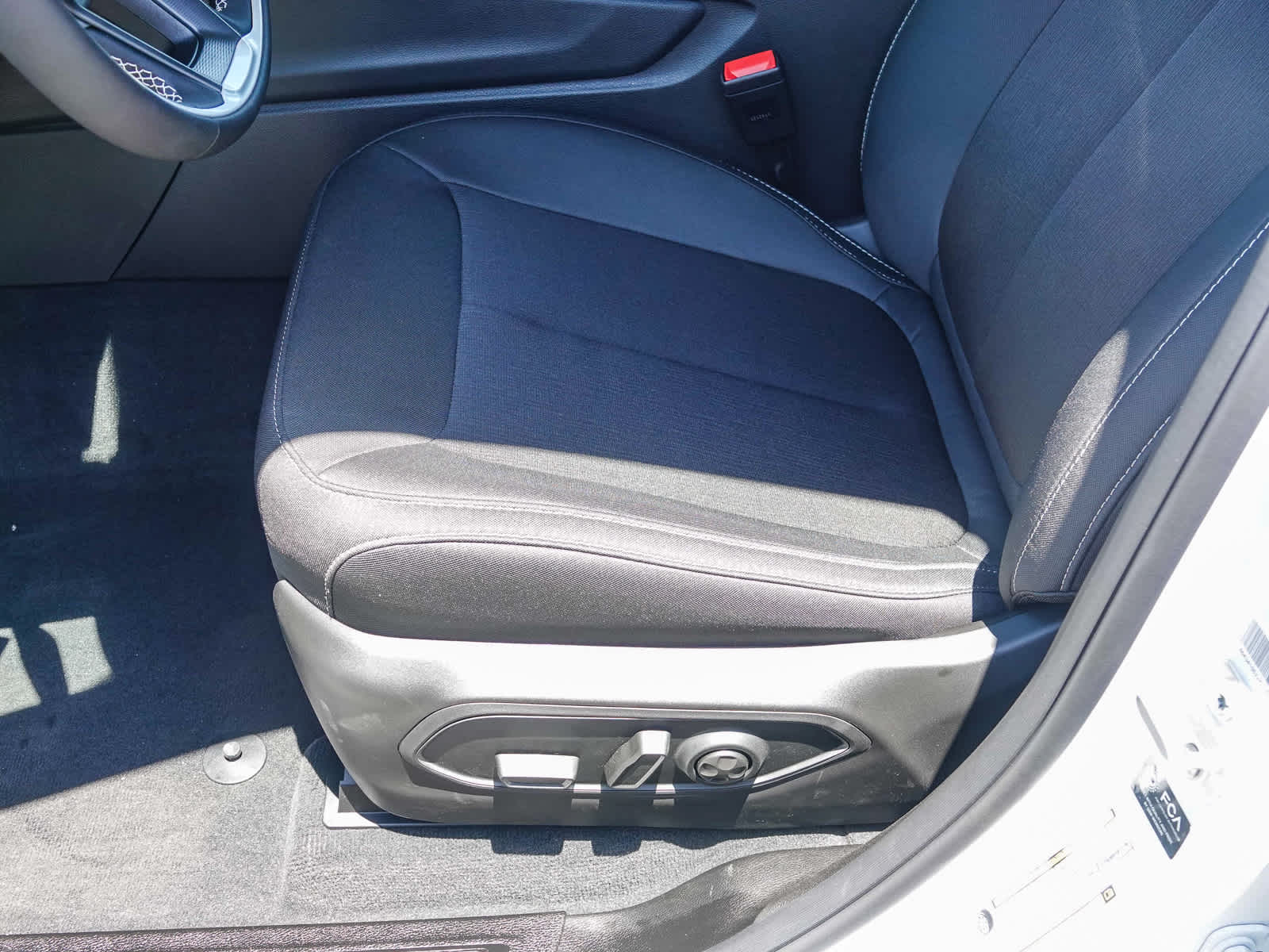 2026 Jeep Grand Cherokee GRAND CHEROKEE LAREDO 4X4