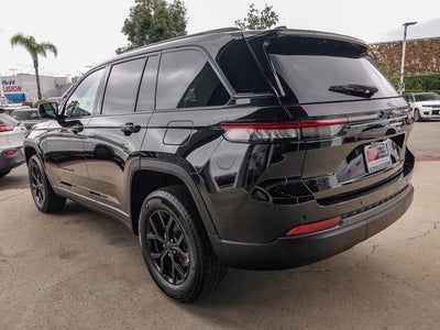 2026 Jeep Grand Cherokee GRAND CHEROKEE LAREDO ALTITUDE 4X4