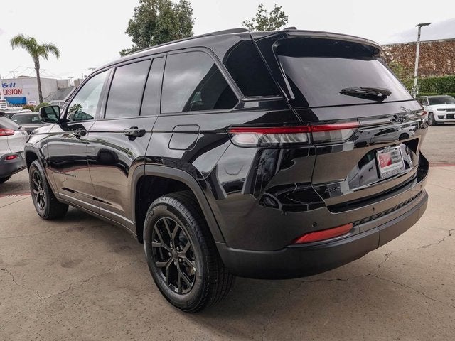 2026 Jeep Grand Cherokee GRAND CHEROKEE LAREDO ALTITUDE 4X4