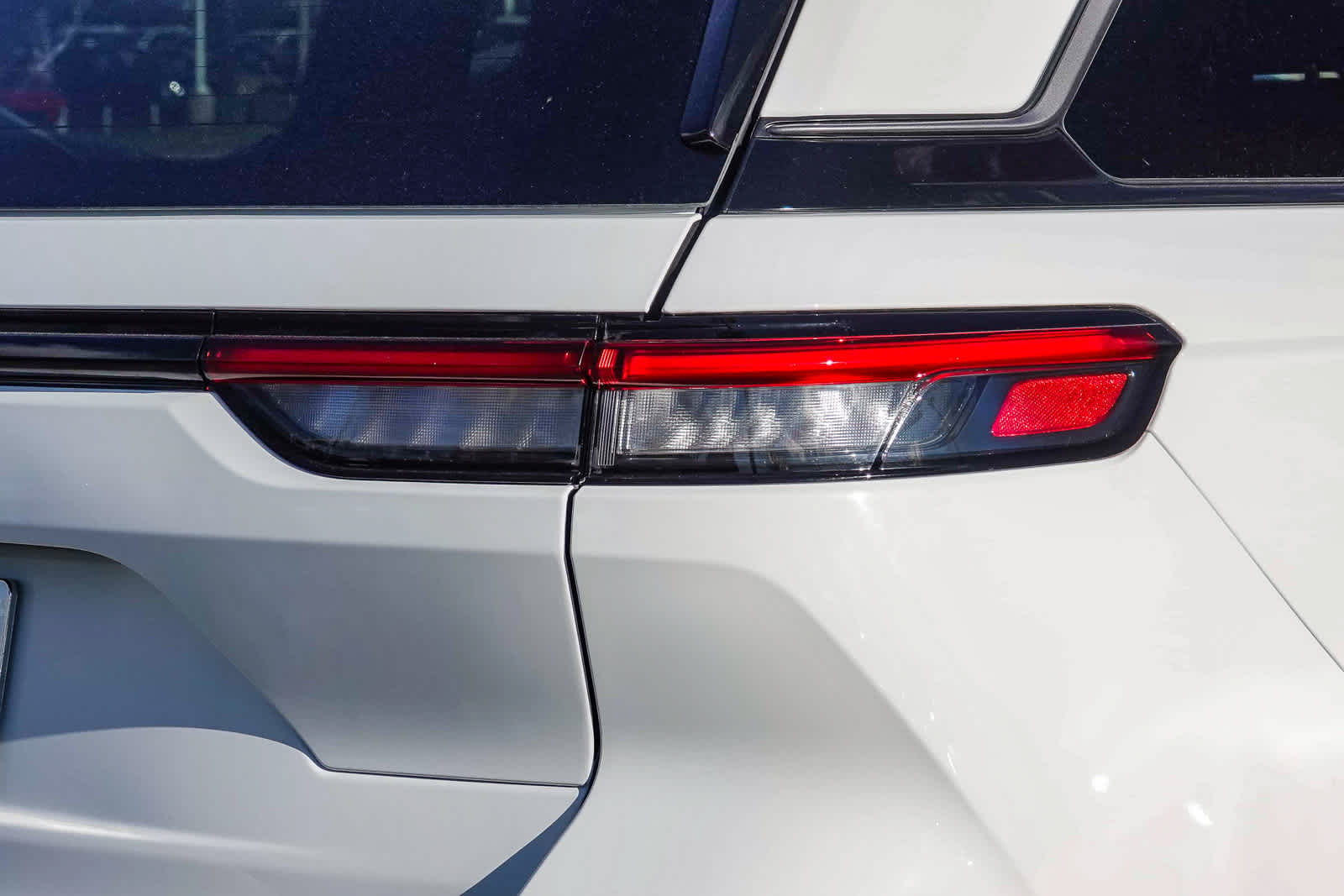 2026 Jeep Grand Cherokee GRAND CHEROKEE ALTITUDE 4X4