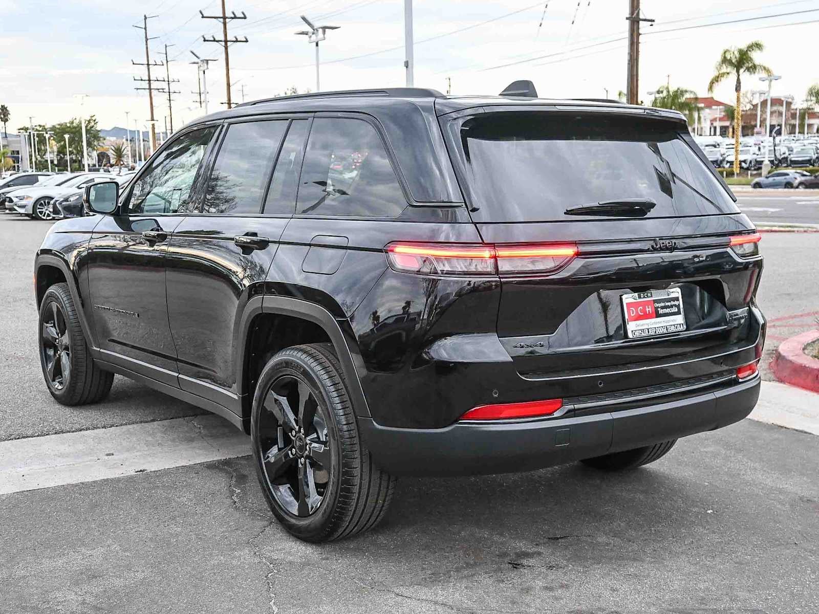 2025 Jeep Grand Cherokee GRAND CHEROKEE LIMITED 4X4