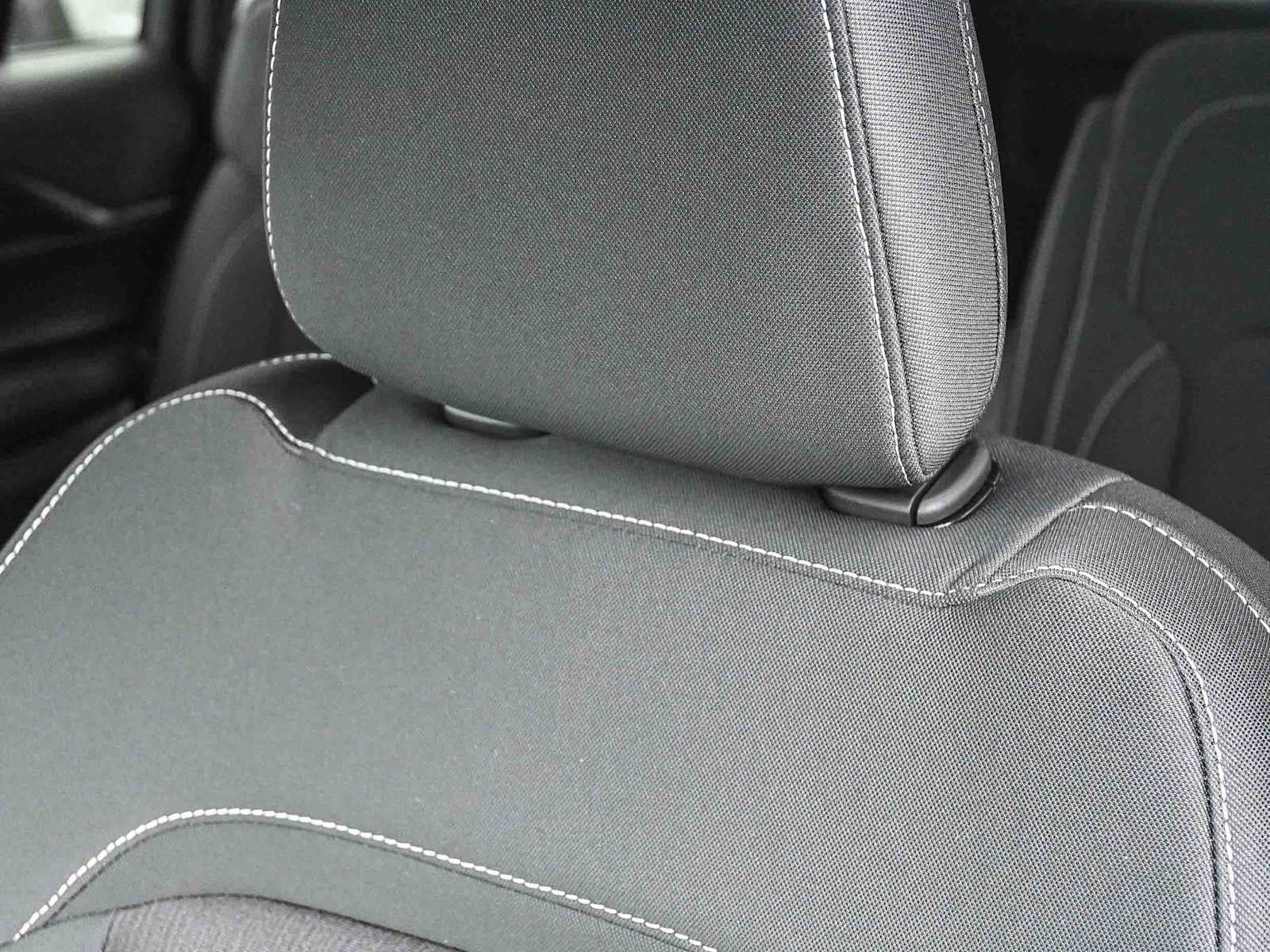 2025 Jeep Grand Cherokee L GRAND CHEROKEE L LAREDO X 4X2