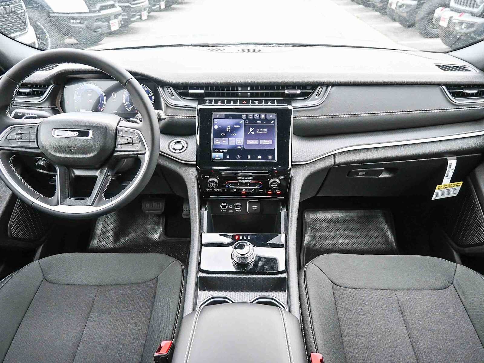 2025 Jeep Grand Cherokee L GRAND CHEROKEE L LAREDO X 4X2