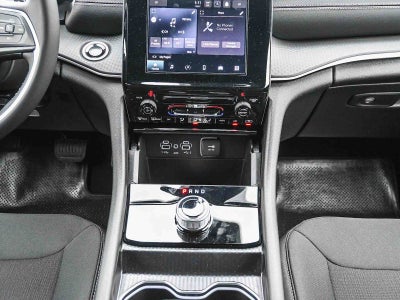 2025 Jeep Grand Cherokee L GRAND CHEROKEE L LAREDO X 4X2