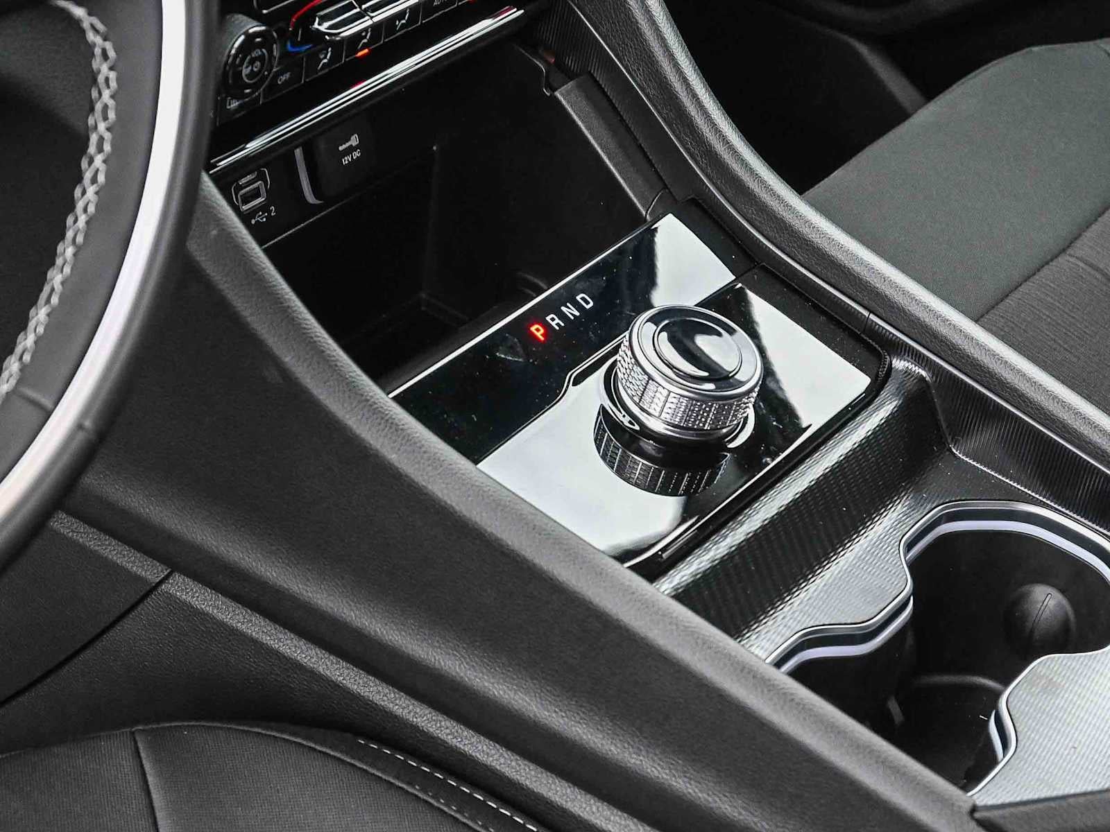 2025 Jeep Grand Cherokee L GRAND CHEROKEE L LAREDO X 4X2