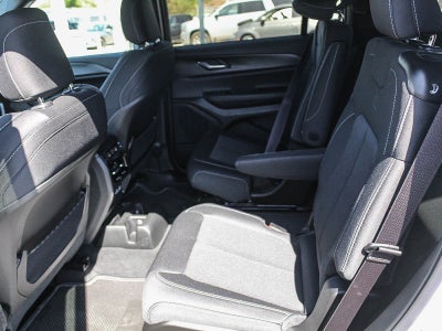 2026 Jeep Grand Cherokee L GRAND CHEROKEE L LAREDO X 4X4