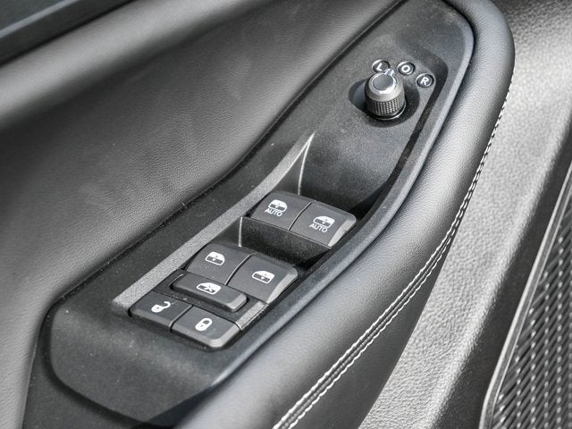 2025 Jeep Grand Cherokee L GRAND CHEROKEE L LAREDO 4X4