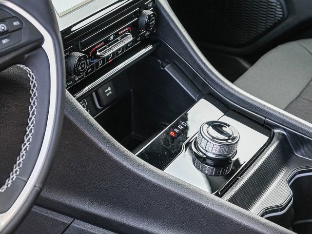 2025 Jeep Grand Cherokee L GRAND CHEROKEE L LAREDO 4X4