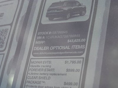 2025 Jeep Grand Cherokee L GRAND CHEROKEE L LAREDO 4X4