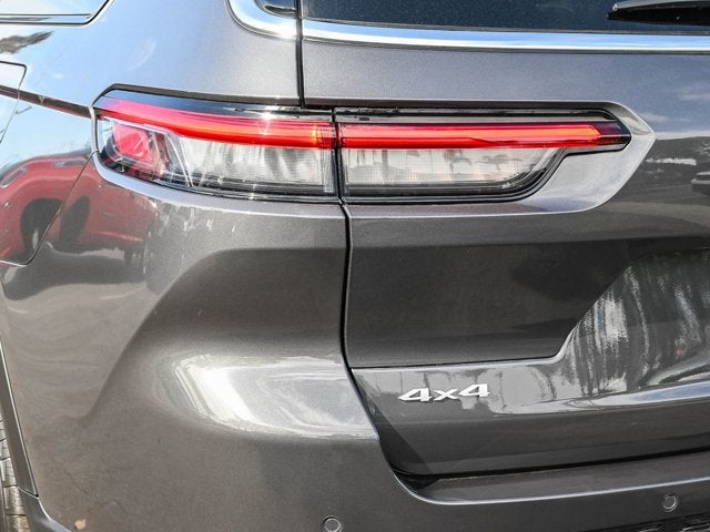 2025 Jeep Grand Cherokee L GRAND CHEROKEE L LAREDO 4X4