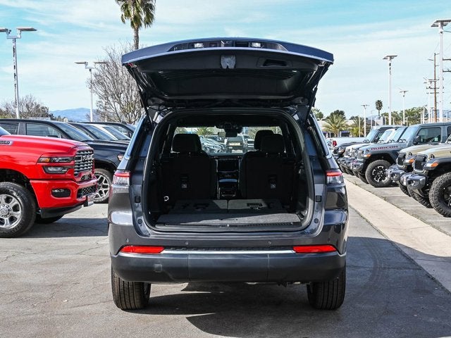 2025 Jeep Grand Cherokee L GRAND CHEROKEE L LAREDO 4X4