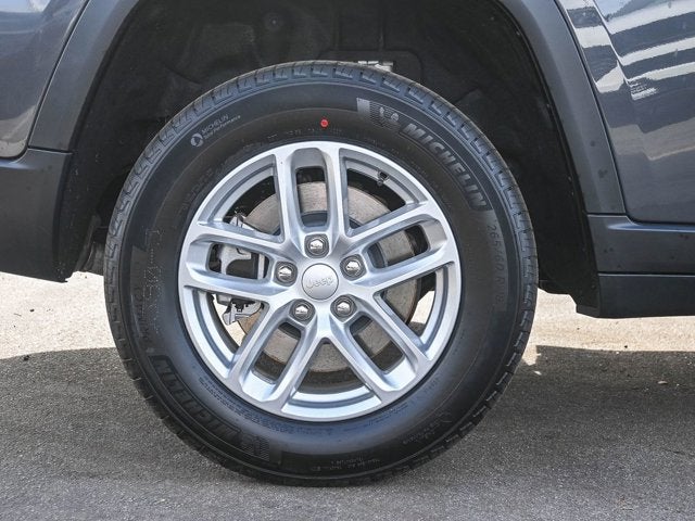 2025 Jeep Grand Cherokee L GRAND CHEROKEE L LAREDO 4X4