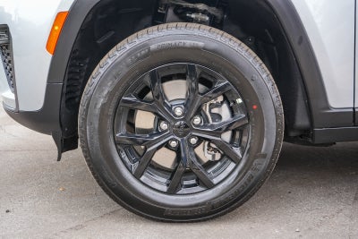 2026 Jeep Grand Cherokee L GRAND CHEROKEE L LAREDO ALTITUDE 4X4