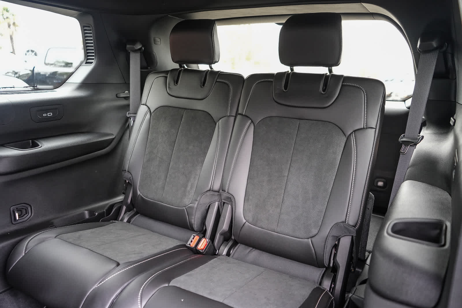 2026 Jeep Grand Cherokee L GRAND CHEROKEE L LAREDO ALTITUDE 4X4