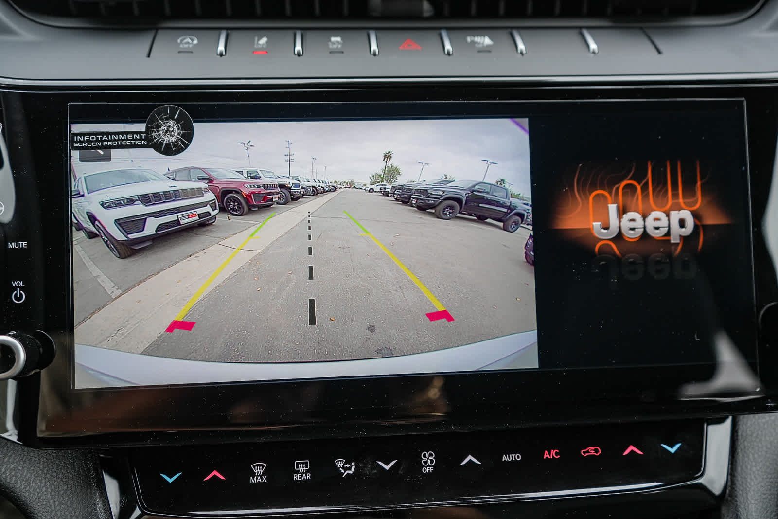 2026 Jeep Grand Cherokee L GRAND CHEROKEE L LAREDO ALTITUDE 4X4