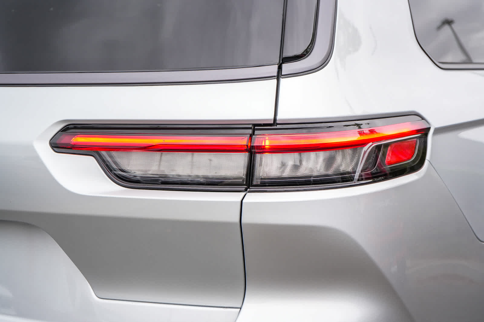 2026 Jeep Grand Cherokee L GRAND CHEROKEE L LAREDO ALTITUDE 4X4