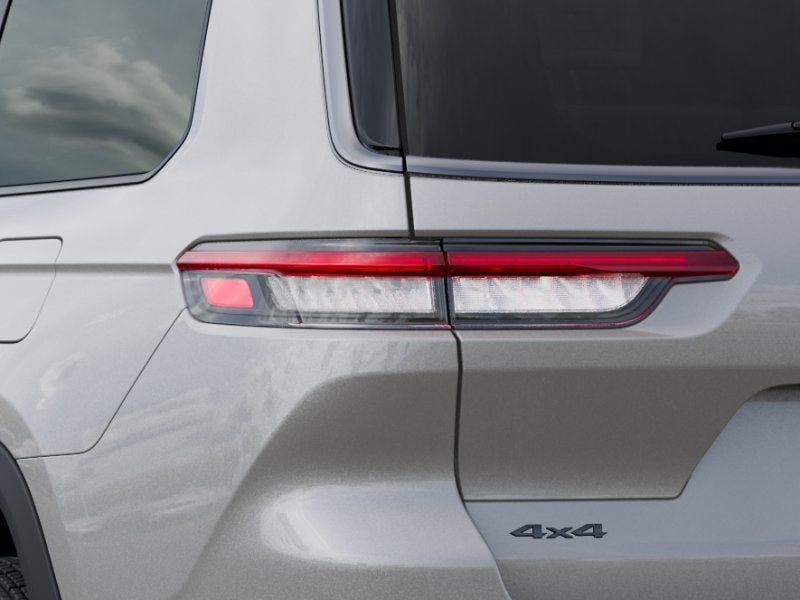 2026 Jeep Grand Cherokee L GRAND CHEROKEE L LAREDO ALTITUDE 4X4