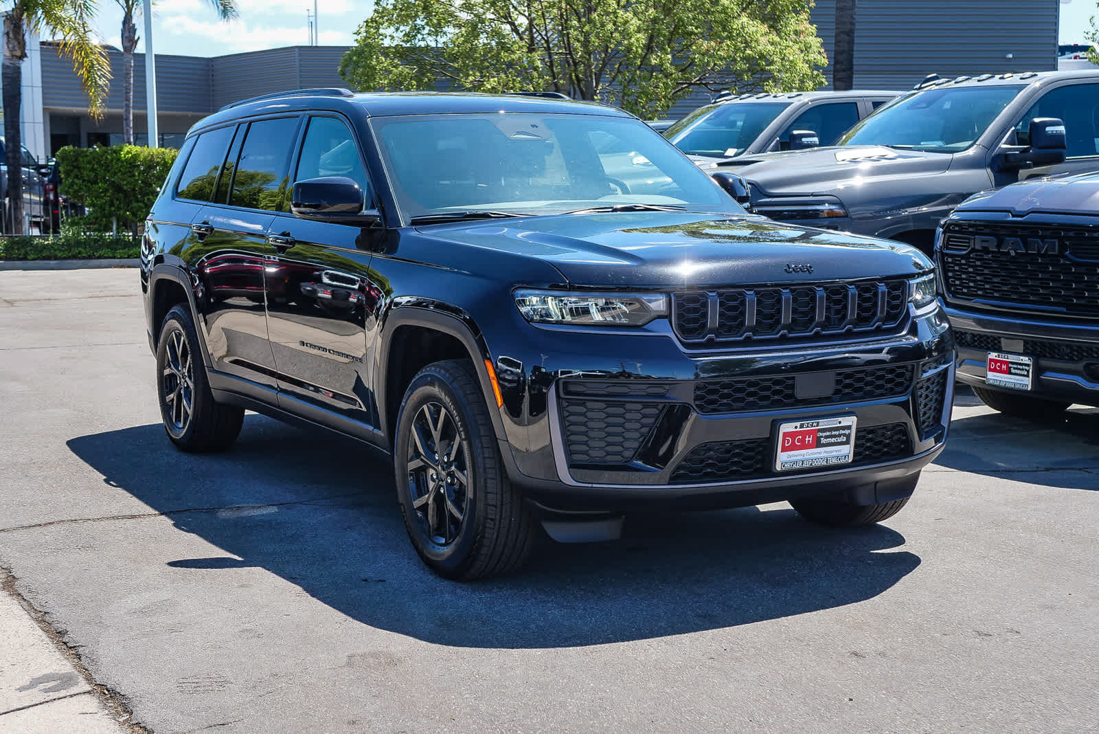 2026 Jeep Grand Cherokee L GRAND CHEROKEE L LAREDO ALTITUDE 4X4