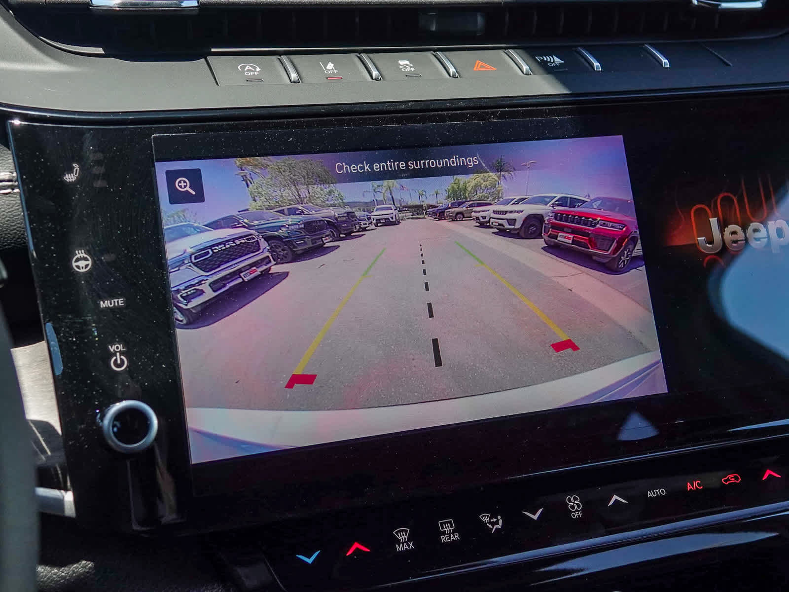 2026 Jeep Grand Cherokee L GRAND CHEROKEE L LAREDO ALTITUDE 4X4