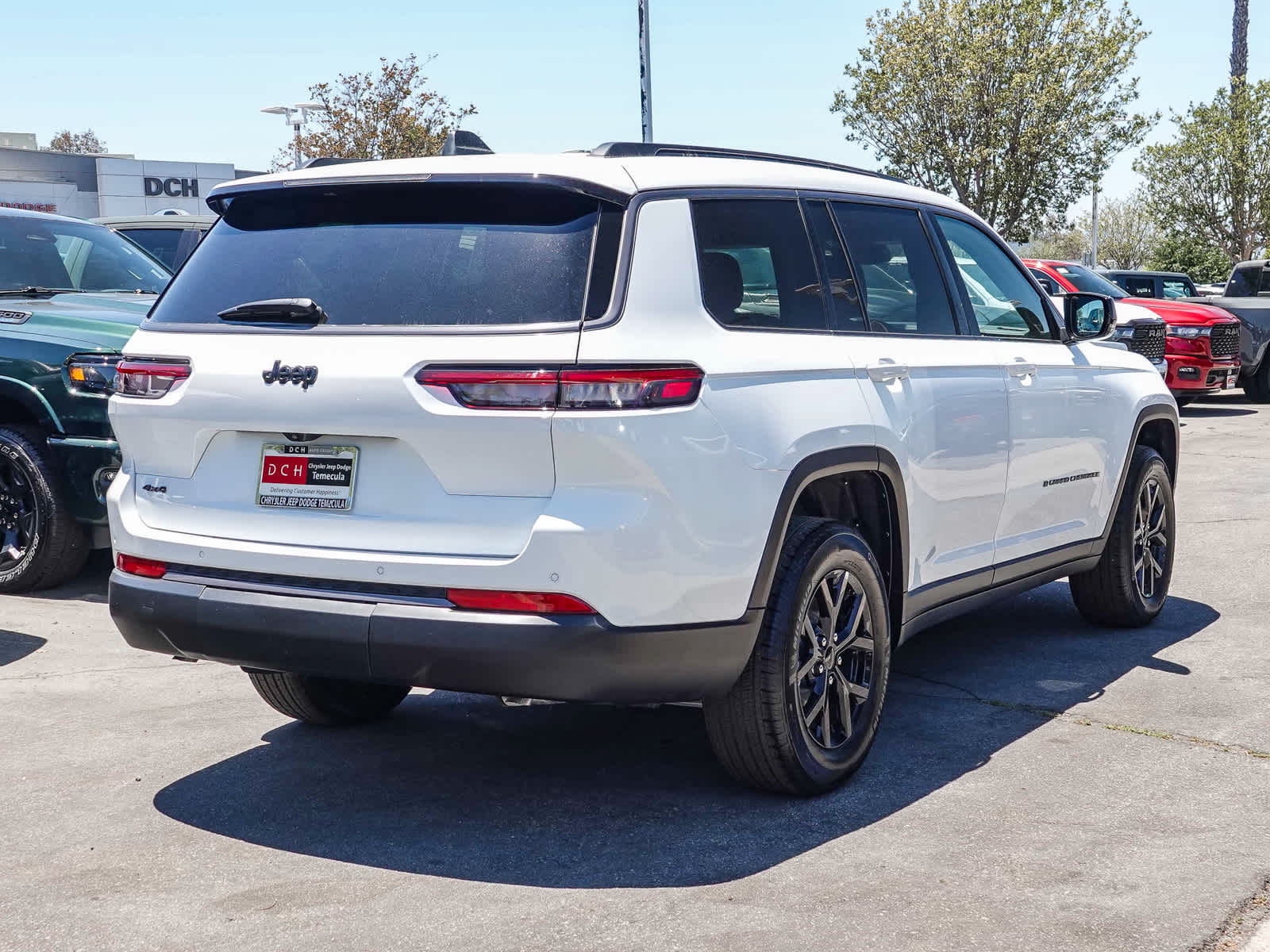 2026 Jeep Grand Cherokee L GRAND CHEROKEE L LAREDO ALTITUDE 4X4