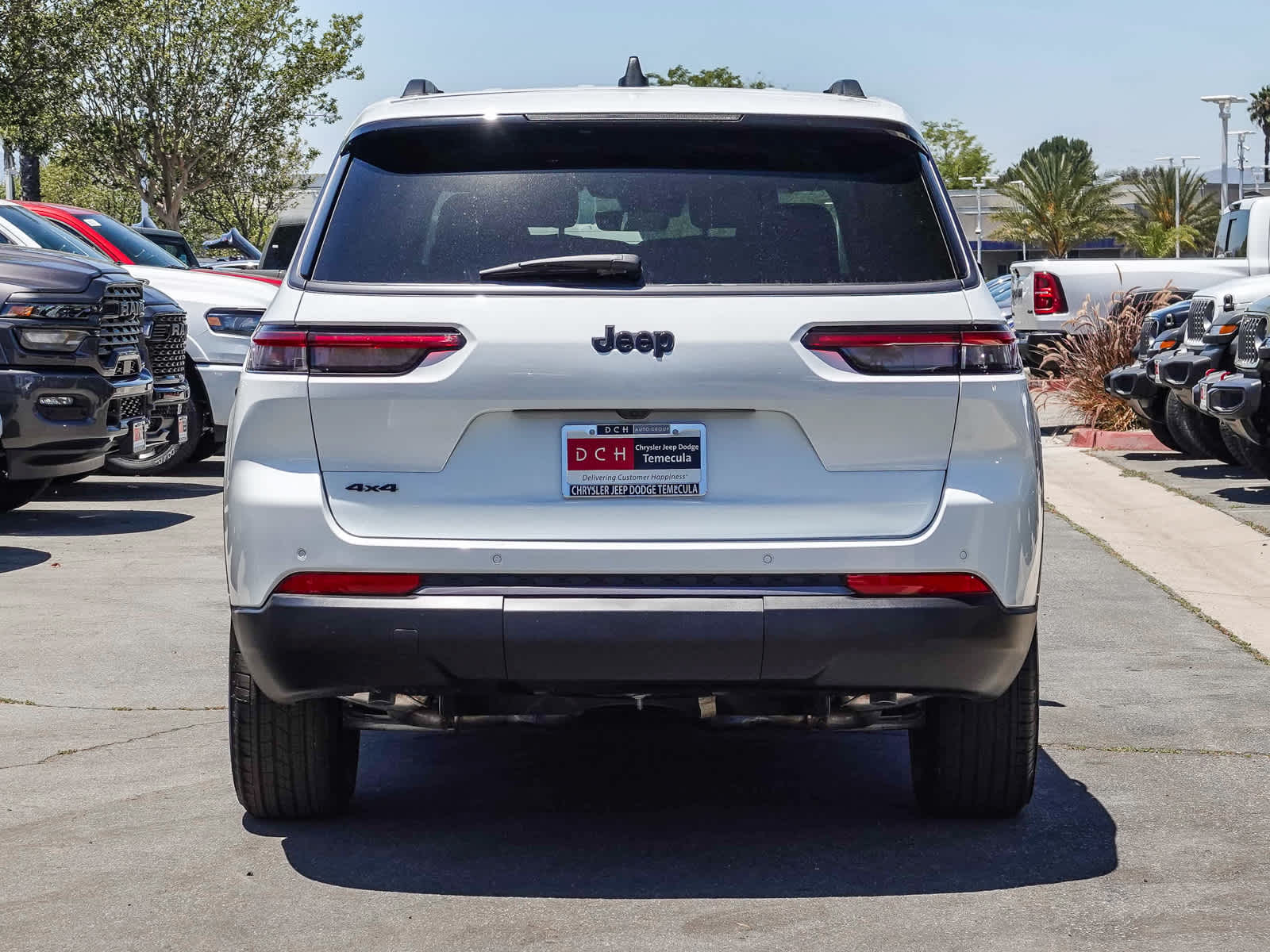 2026 Jeep Grand Cherokee L GRAND CHEROKEE L LAREDO ALTITUDE 4X4