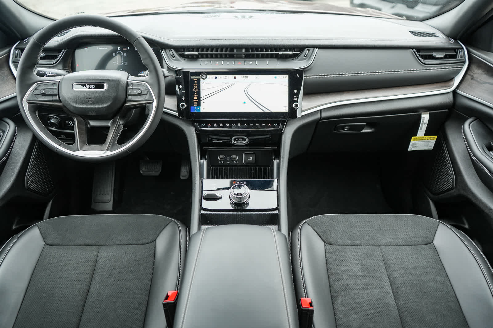 2026 Jeep Grand Cherokee L GRAND CHEROKEE L LAREDO ALTITUDE 4X4