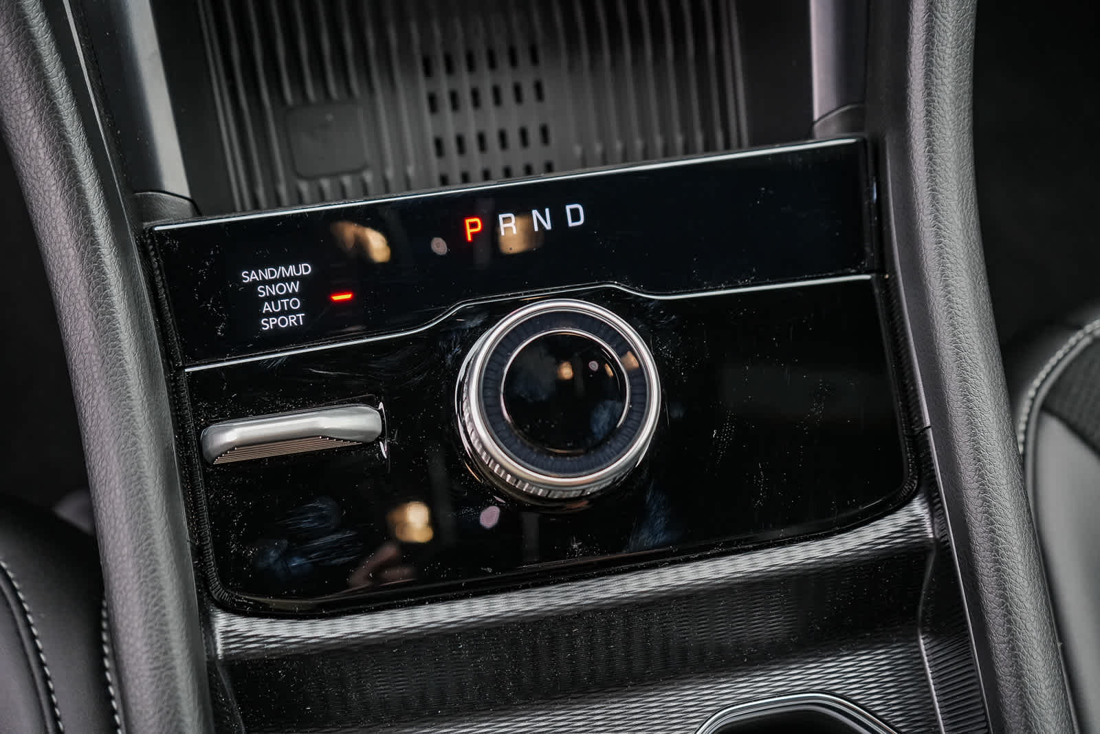 2026 Jeep Grand Cherokee L GRAND CHEROKEE L LAREDO ALTITUDE 4X4