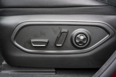 2026 Jeep Grand Cherokee L GRAND CHEROKEE L LAREDO ALTITUDE 4X4