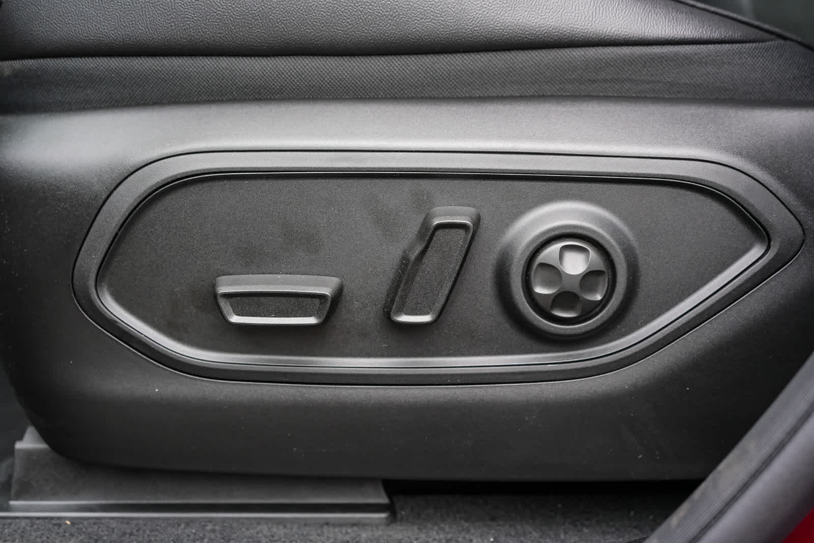 2026 Jeep Grand Cherokee L GRAND CHEROKEE L LAREDO ALTITUDE 4X4