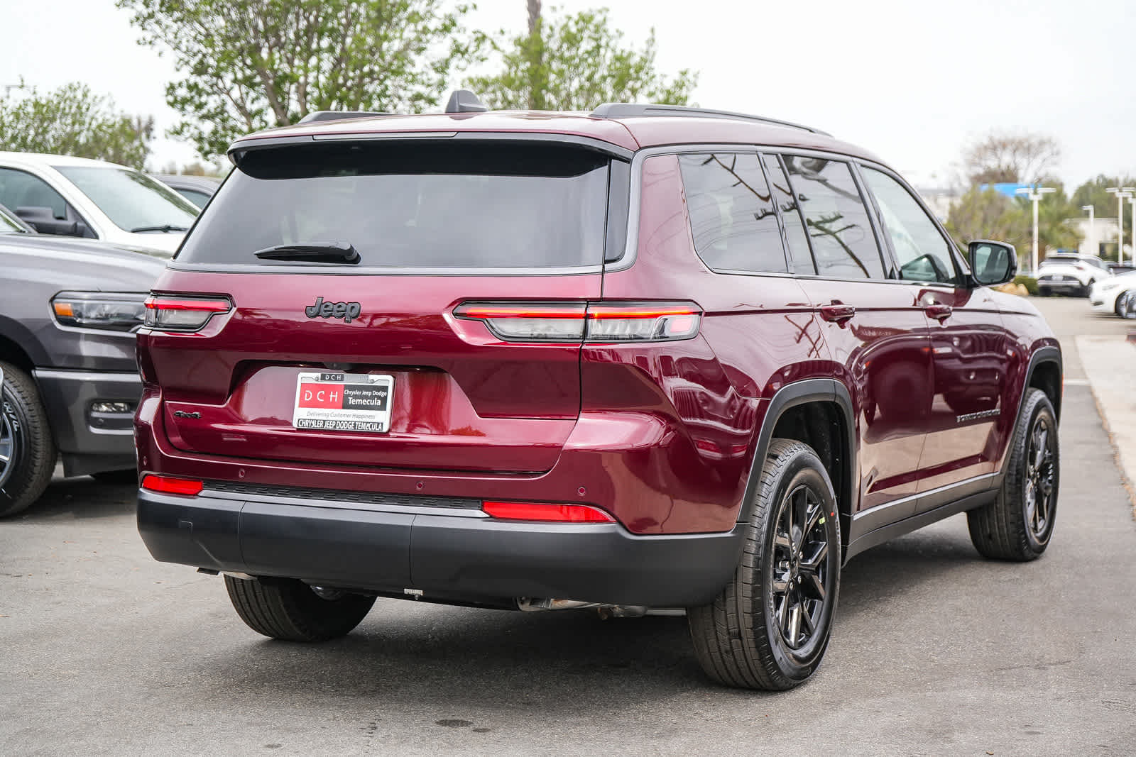 2026 Jeep Grand Cherokee L GRAND CHEROKEE L LAREDO ALTITUDE 4X4