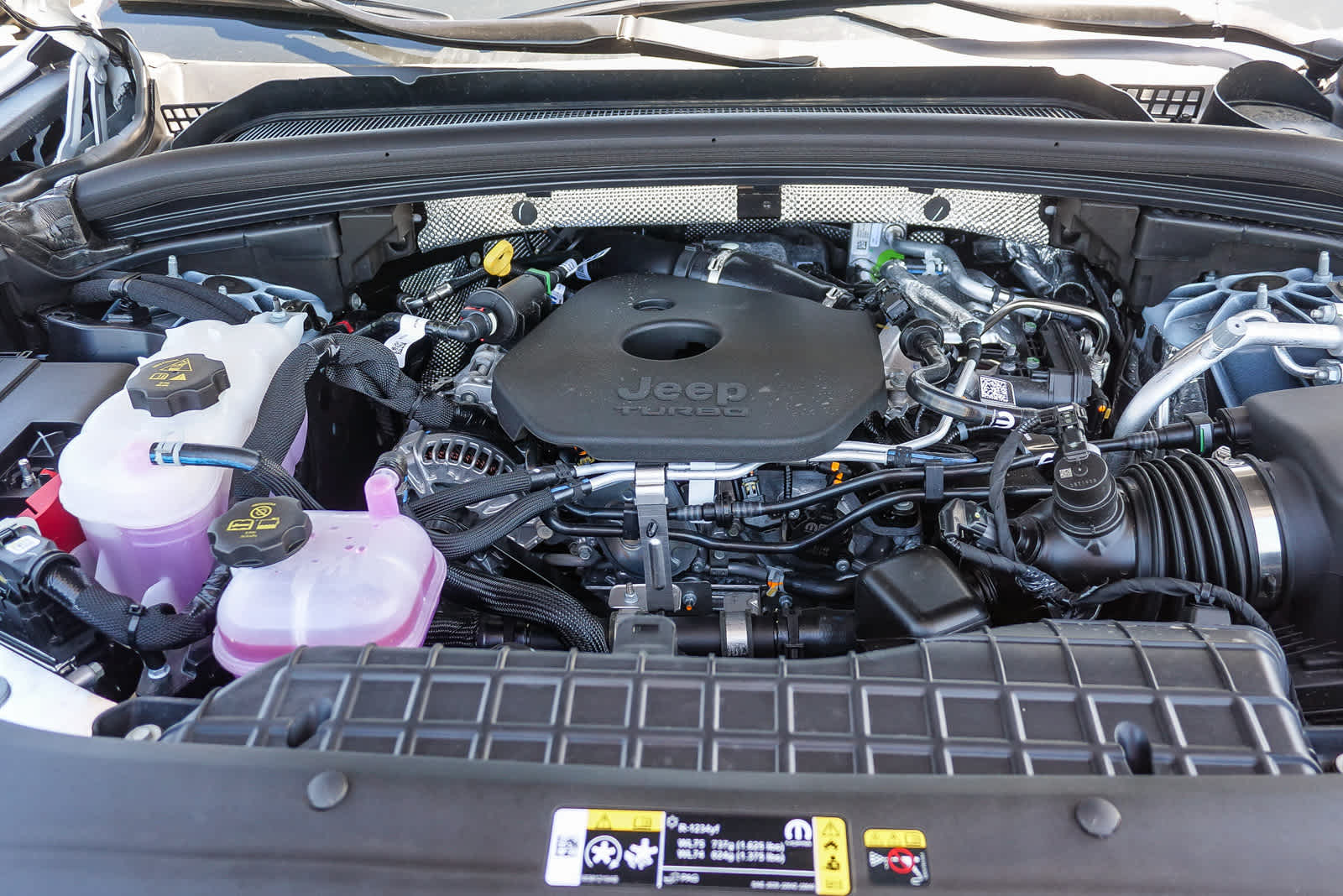 2026 Jeep Grand Cherokee L GRAND CHEROKEE L LAREDO ALTITUDE 4X4