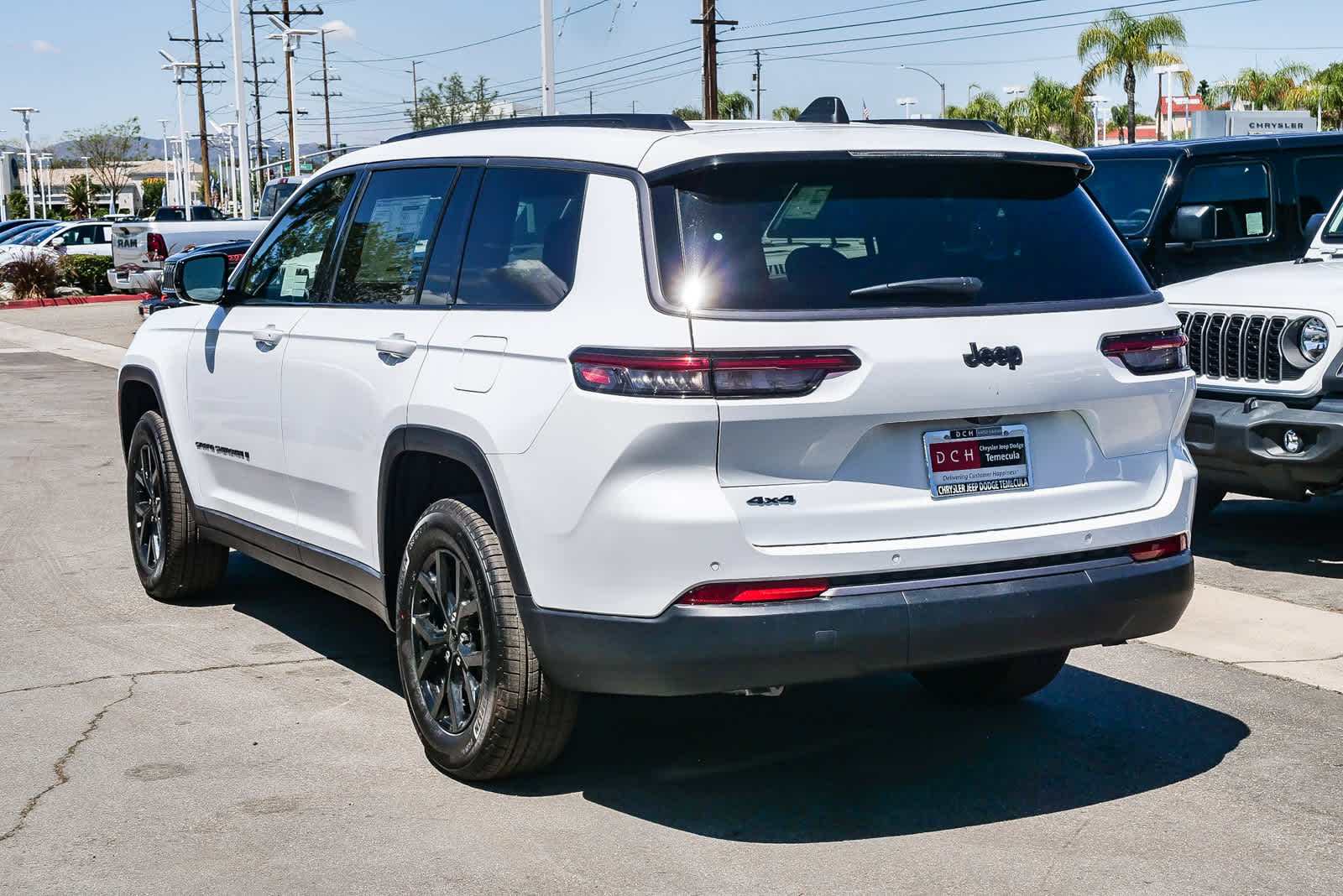 2026 Jeep Grand Cherokee L GRAND CHEROKEE L LAREDO ALTITUDE 4X4